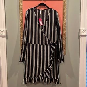 NWT Ruffle Hem Faux Wrap Dress